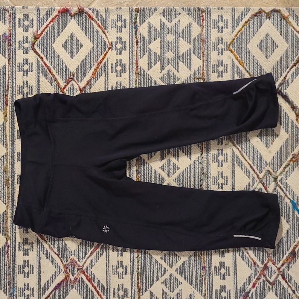 Girls Athleta Capri Leggings